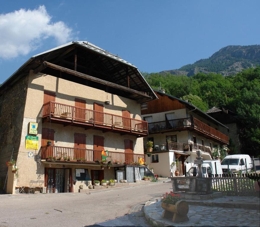 Le Relais Des Vaudois Hotel Freissinieres Eksteriør billede