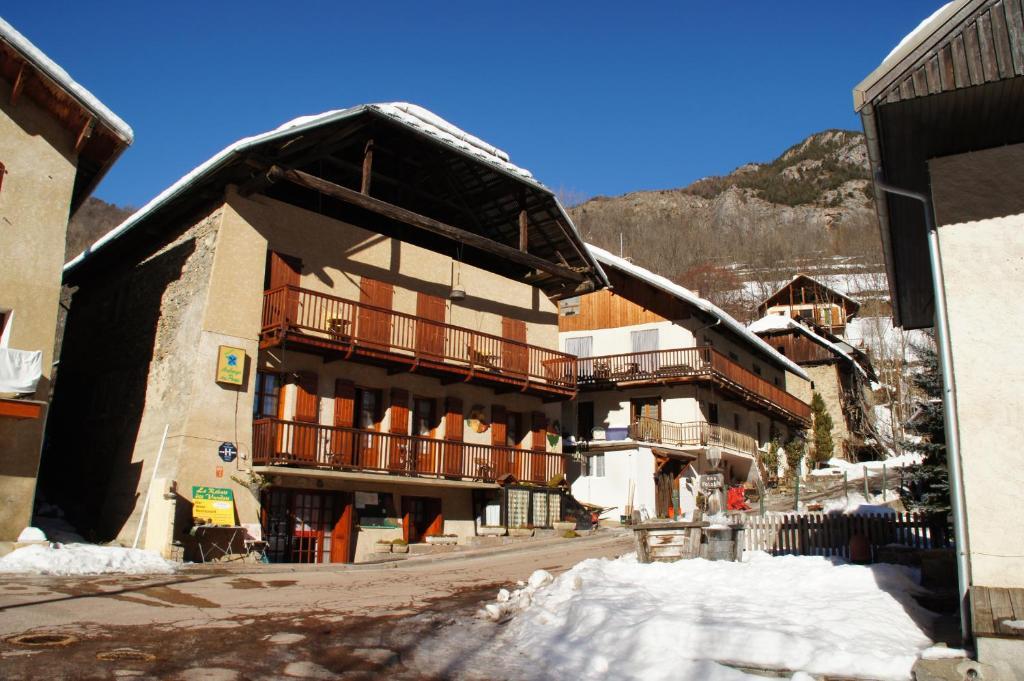 Le Relais Des Vaudois Hotel Freissinieres Eksteriør billede